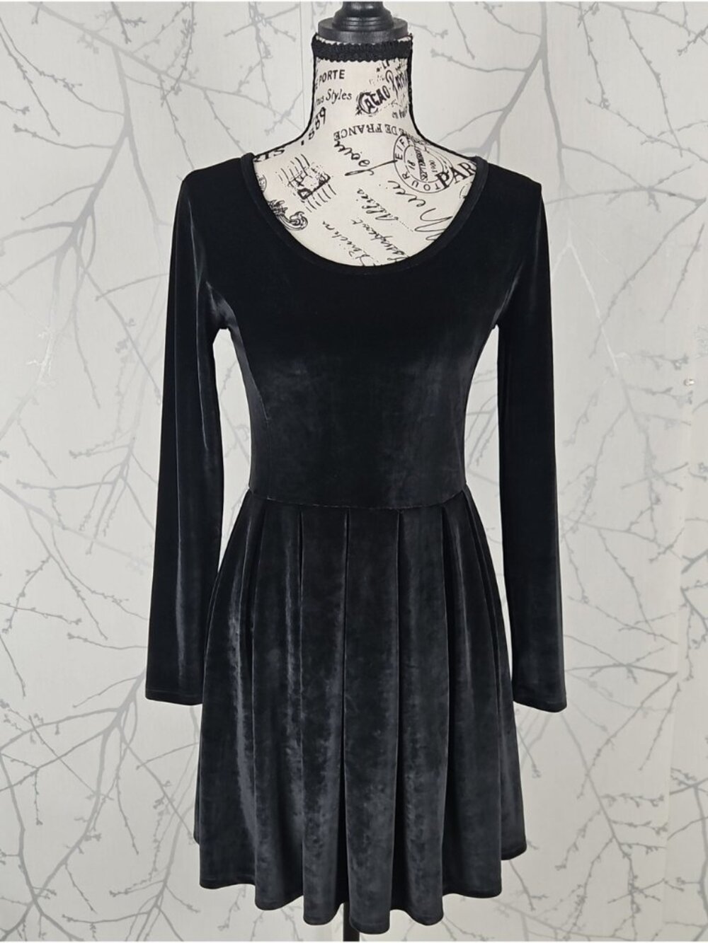 Talula Black Velvet Stretch Scoop Neck Fit & Flare Lambeth Dress
